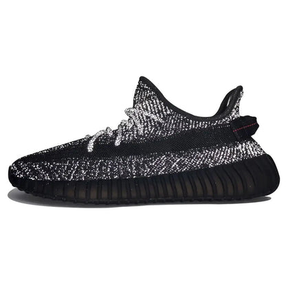 Yeezy 350 Full Black - Limited Edition